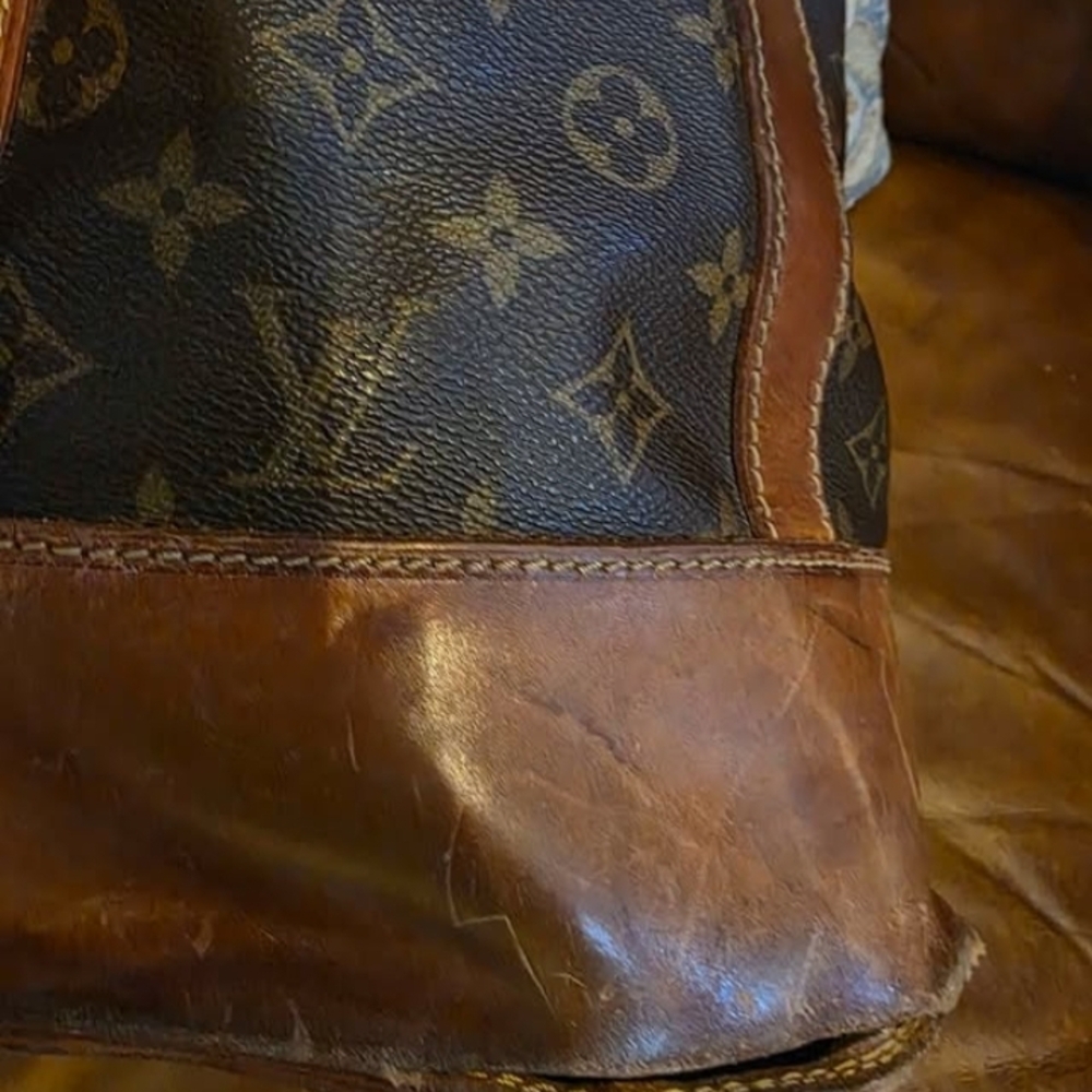 Authentic L V Randonee.Luxury Back Pack Purse With Wallet - Picture 6 of 9